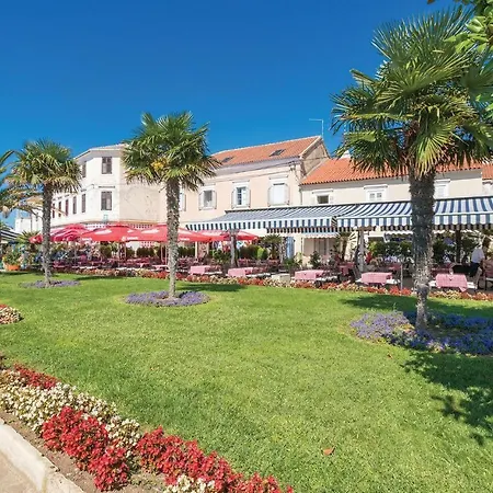 Prázdninový dům Amazing Home In Sveti Filip I Jakov Sveti Filip i Jakov