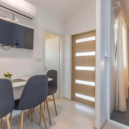 Prázdninový dům Amazing Home In Sveti Filip I Jakov *